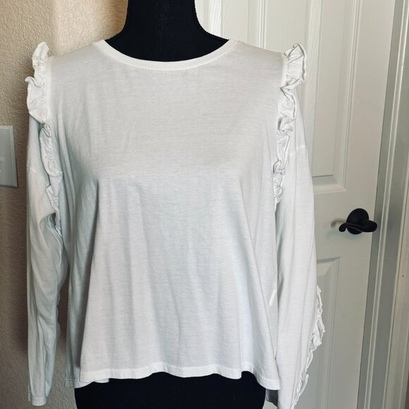 ZARA- long sleeve white shirt with ruffle detailing - Picture 3 of 4
